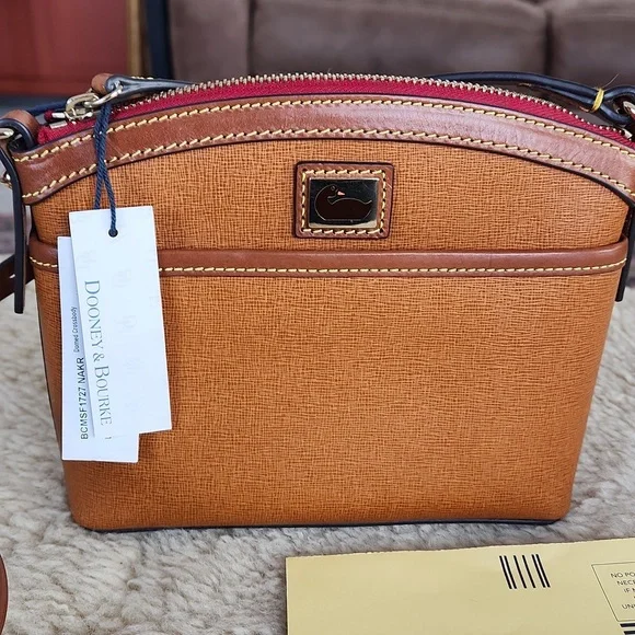 NWT Dooney & Bourke Domed Camden Saffiano Leather Shoulder Bag 🤎🧡🎁